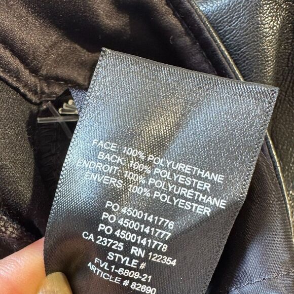 Aritzia Babaton Command Cropped Mid-rise Vegan Leather Black Trousers Size 8 - Picture 8 of 12